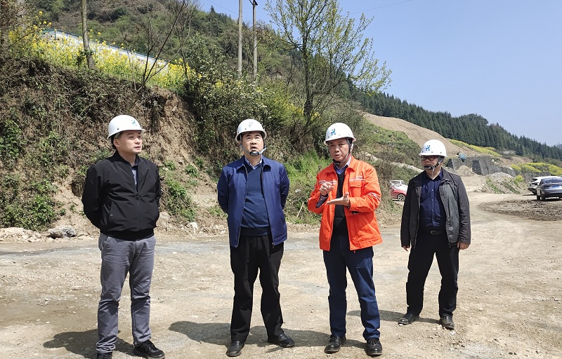 趙震海到摩天沖調研 (4).jpg