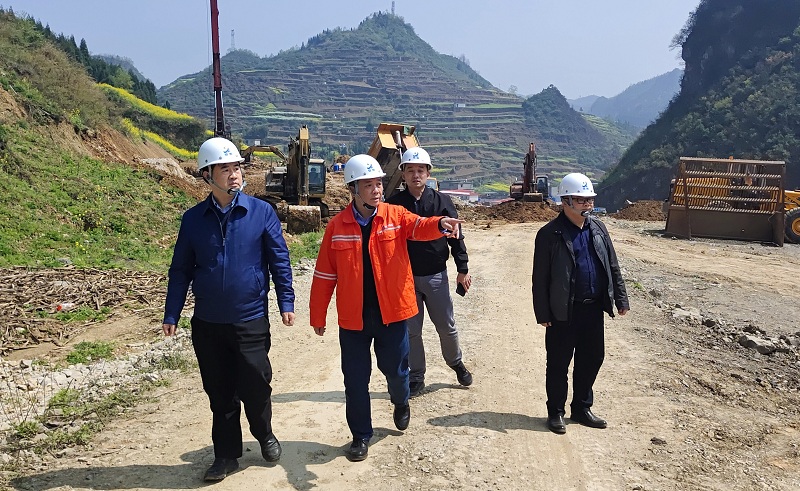 趙震海到摩天沖調研 (3).jpg