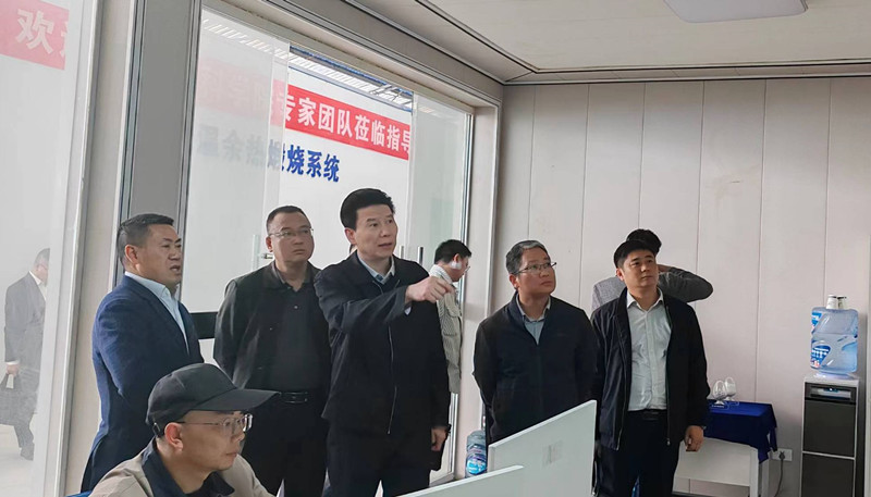 1712812674449483.jpg 石顯銀總在福泉藍圖新材料公司調研_副本.jpg