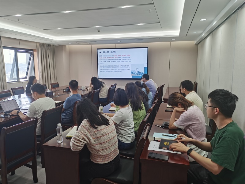 1749527886182460.jpg 9553839118eb048826322485dafa806.jpg